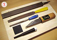 カラクイを削る道具