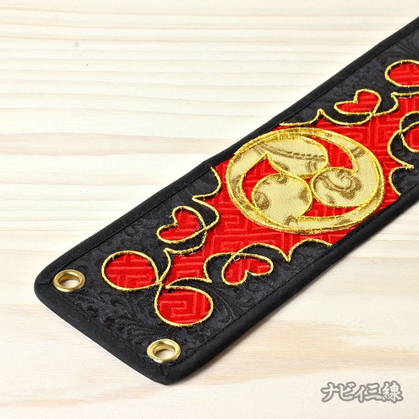 ティーガー金糸 赤地金御紋2